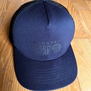 Mountain Hardwear Men's Dark Blue Trucker Hat